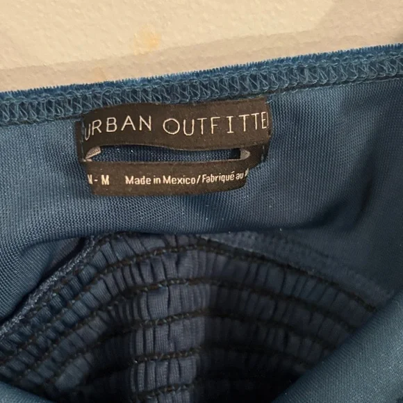 Urban Outfitters Blue Teal Velvet Smocked Cami - Picture 6 of 7